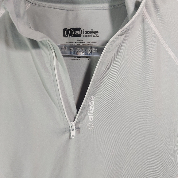 Alizée Long Sleeve 1/4 Zip Athletic Running Shirt, XL - Picture 4 of 8